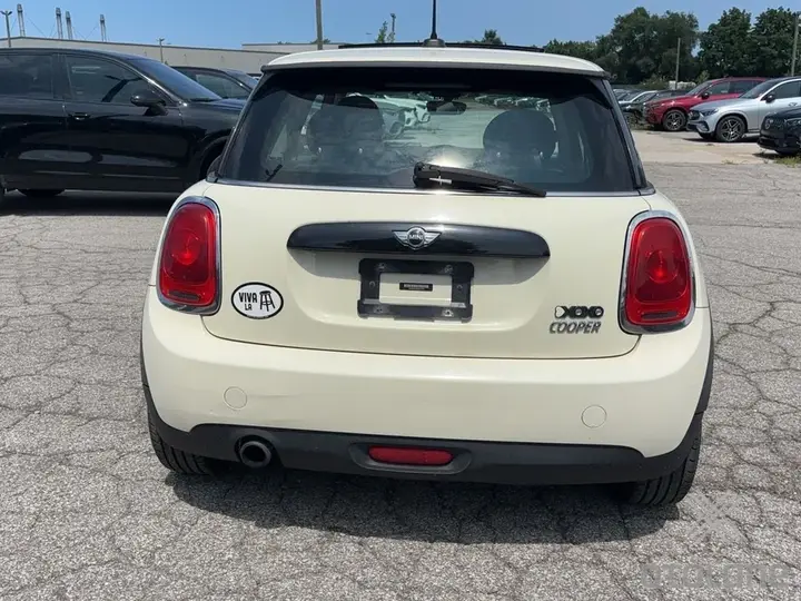 Mini Cooper 2016 photo 5