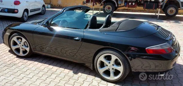 Porsche 911 2001 photo 2