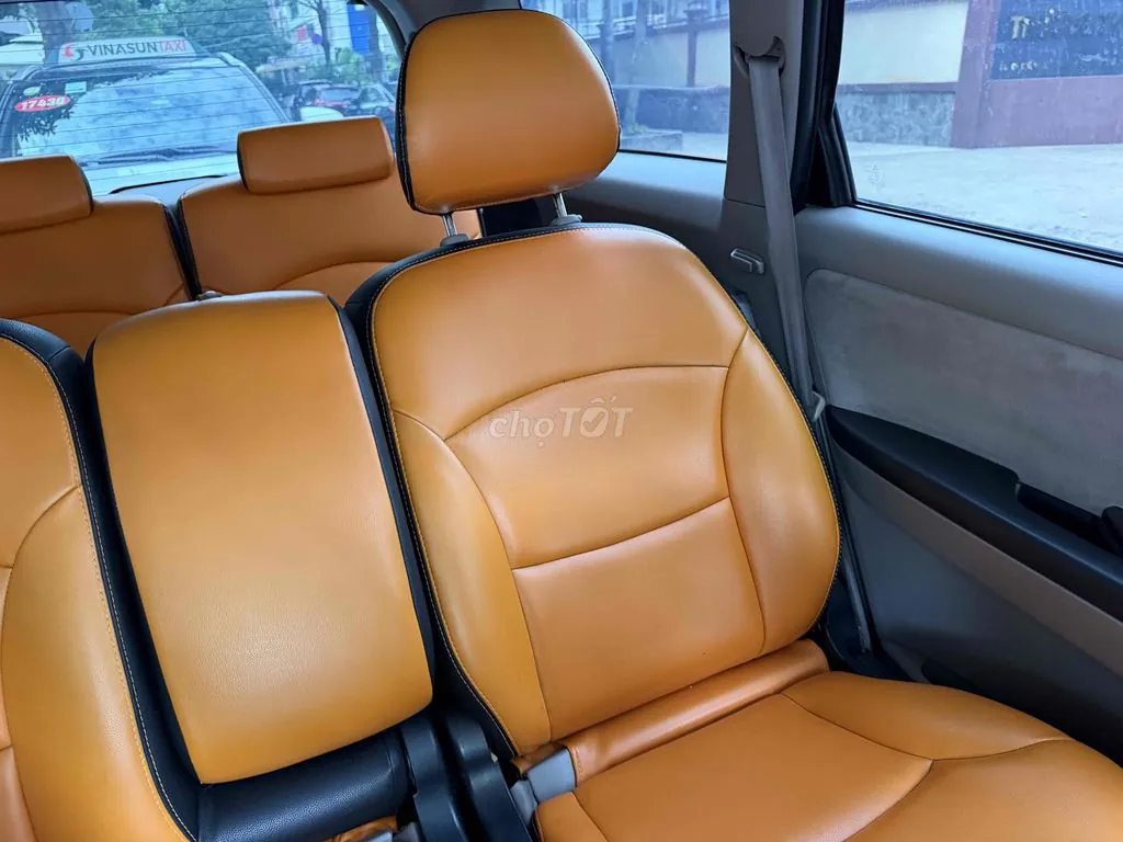 Mitsubishi Grandis 2005 photo 4