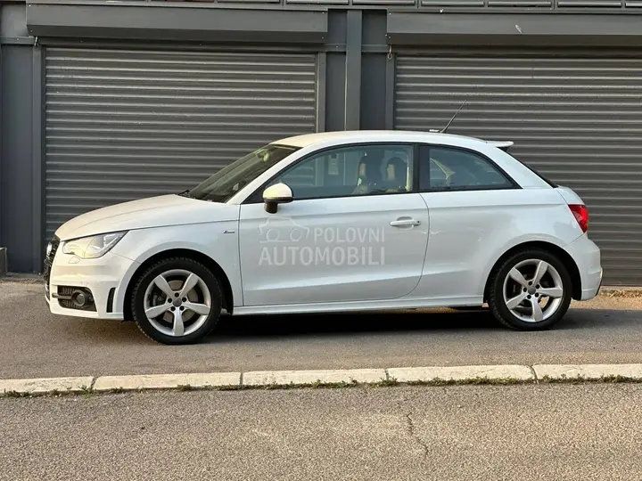 Audi A1 2011 photo 2