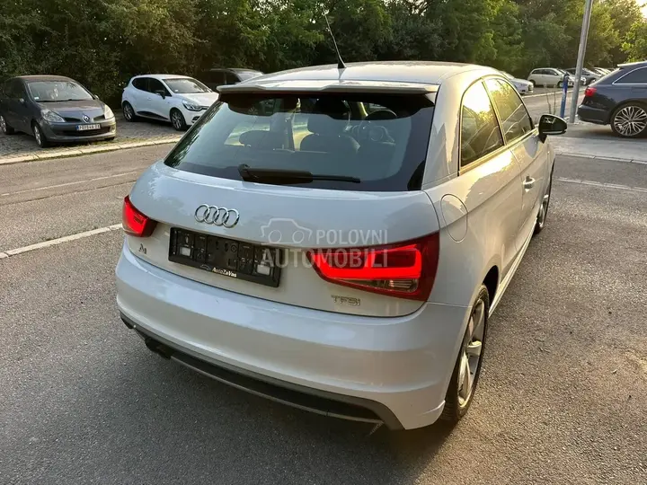 Audi A1 2011 photo 4