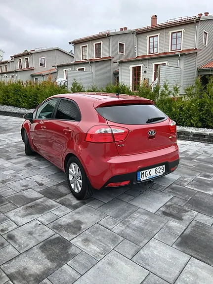 Kia Rio 2012 photo 3