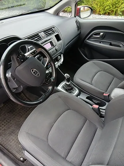 Kia Rio 2012 photo 2