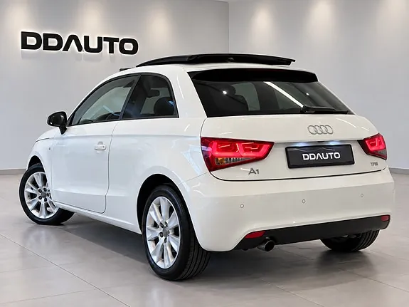 Audi A1 2012 photo 5