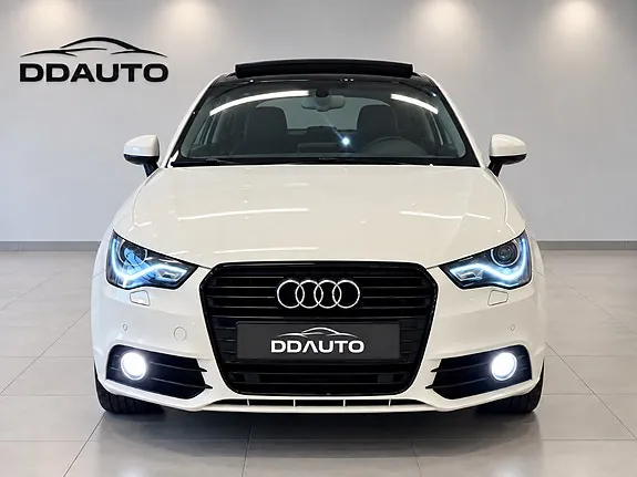 Audi A1 2012 photo 2