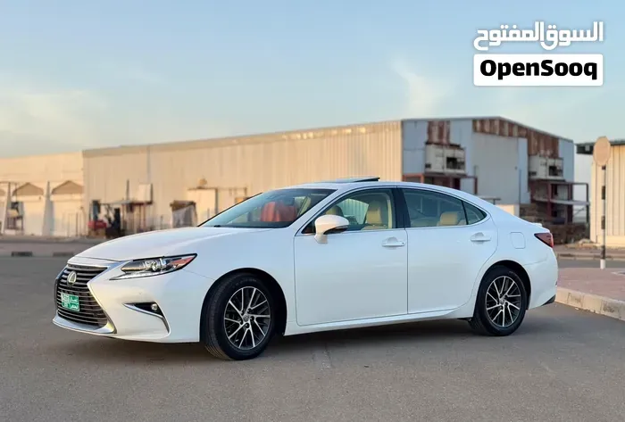 Lexus Es 350 2017 photo 2