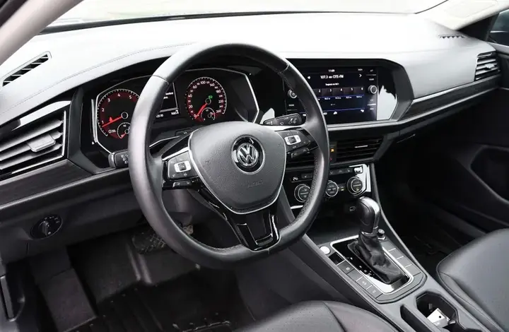 Volkswagen Jetta 2019 photo 5
