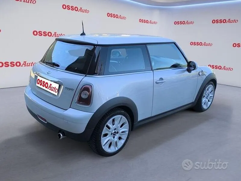 Mini Cooper 2010 photo 3