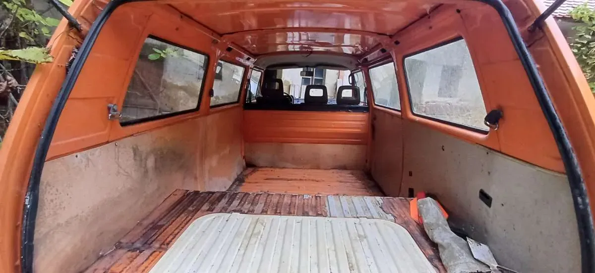 Volkswagen T3 1984 photo 3