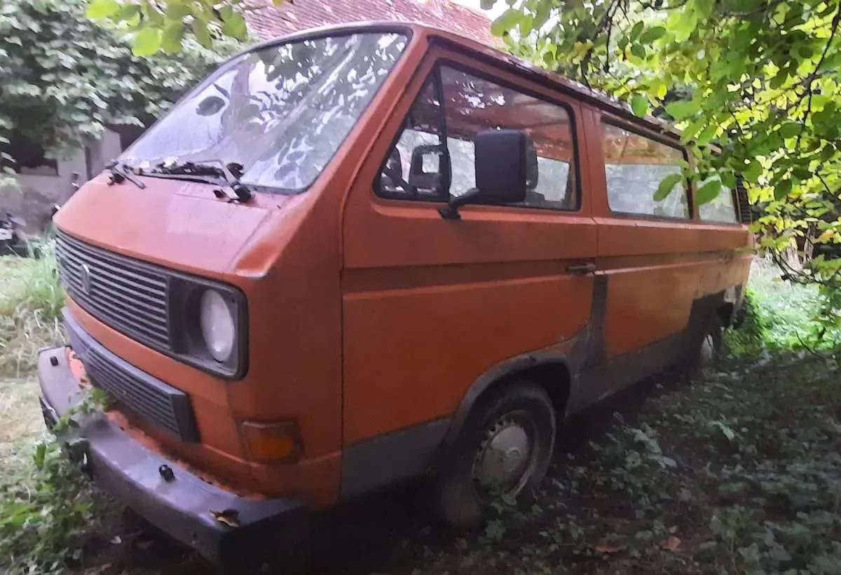Volkswagen T3 1984 photo 2