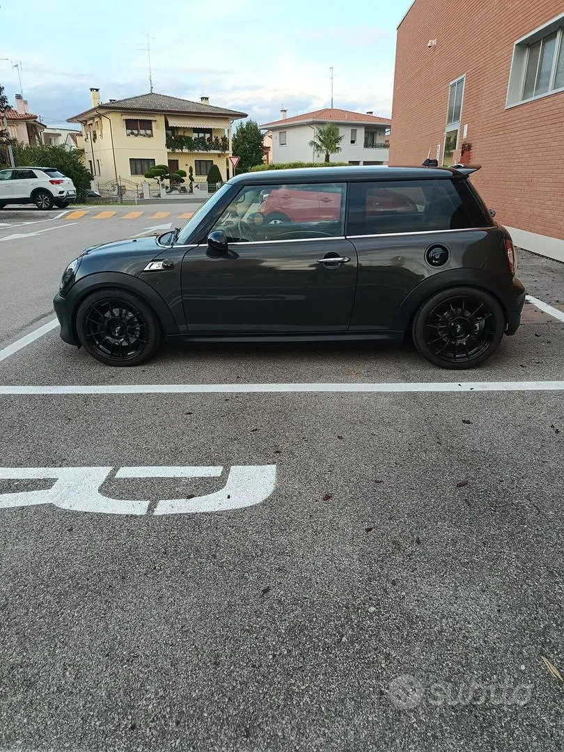 Mini Cooper S 2013 photo 2