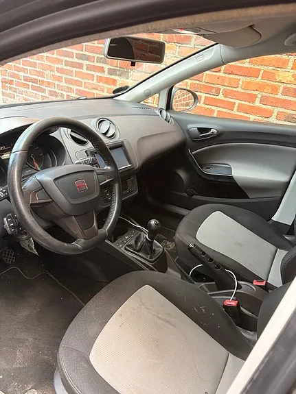 Seat Ibiza 2013 photo 5
