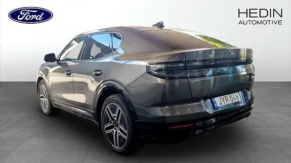 Ford Capri 2026 photo 2