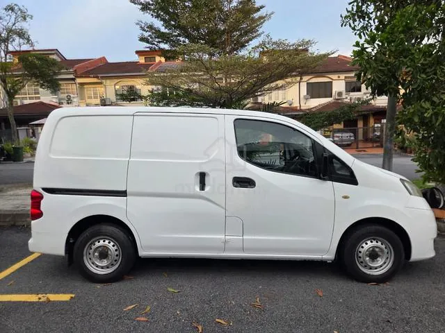 Nissan Nv200