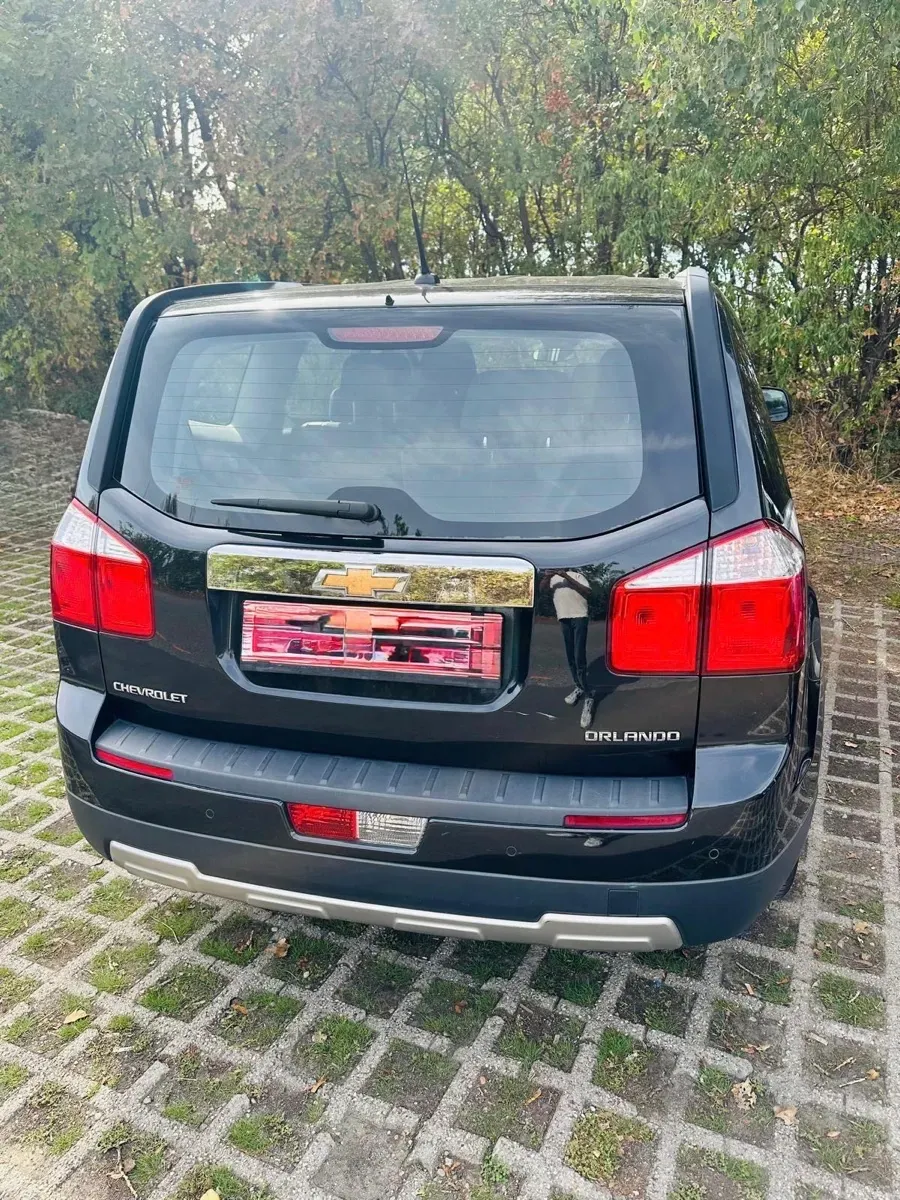 Chevrolet Orlando 2012 photo 2