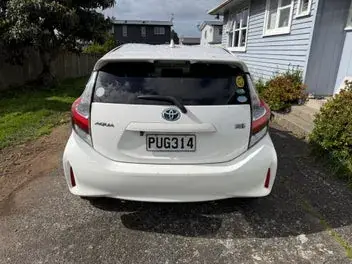 Toyota Aqua 2017 photo 5