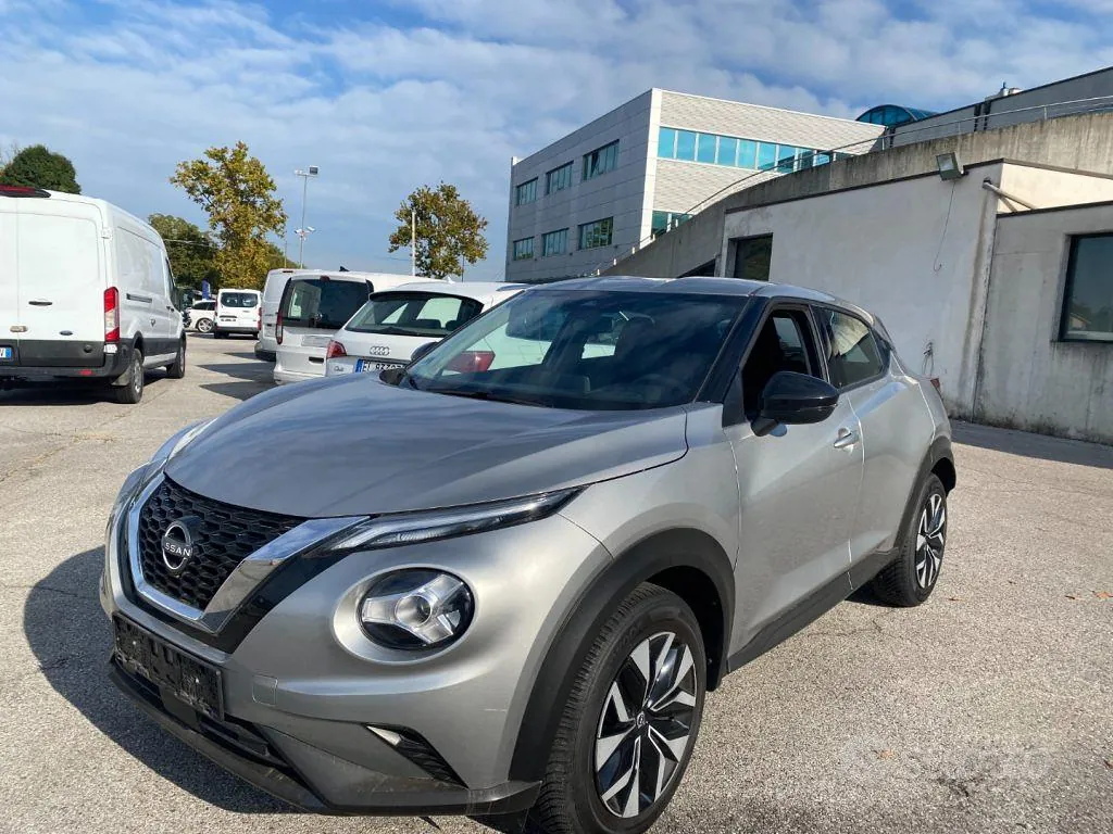 Nissan Juke 2023 photo 2