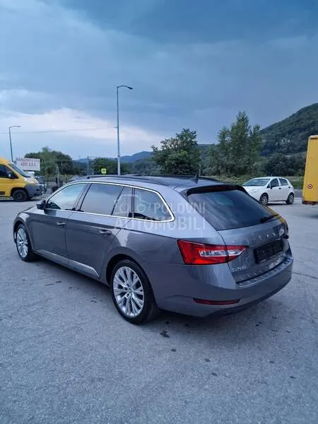 Skoda Superb 2022 photo 5
