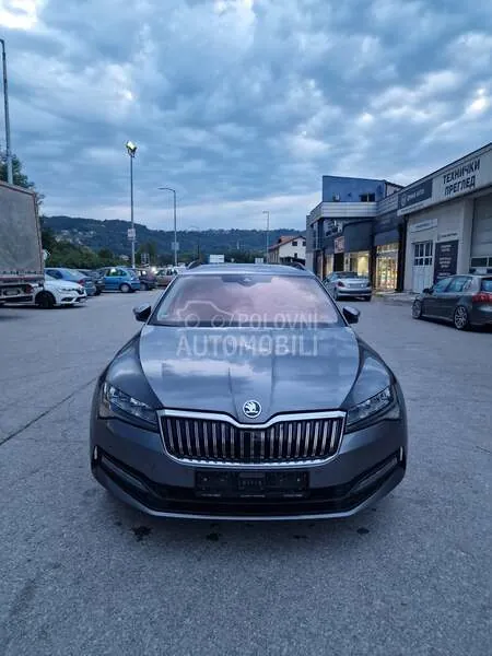 Skoda Superb 2022 photo 2