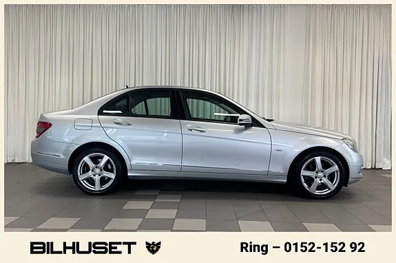 Mercedes-Benz C200 2010 photo 2