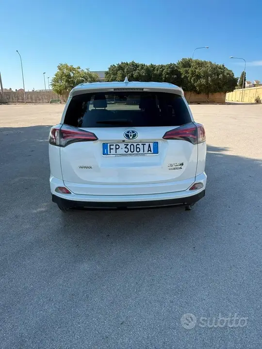 Toyota Rav4 2018 photo 3