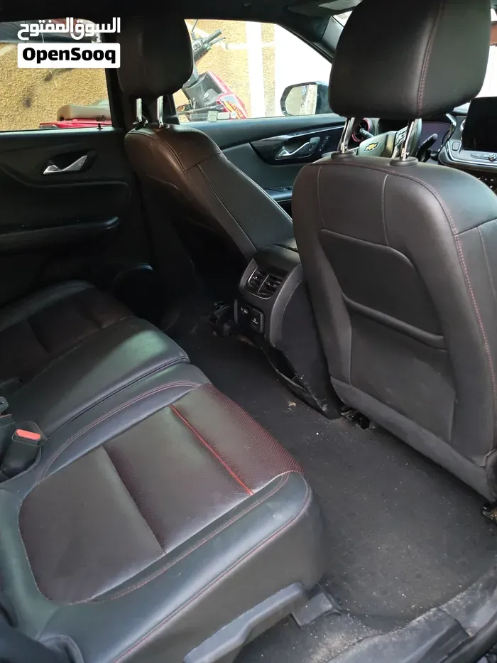 Chevrolet Blazer 2023 photo 2