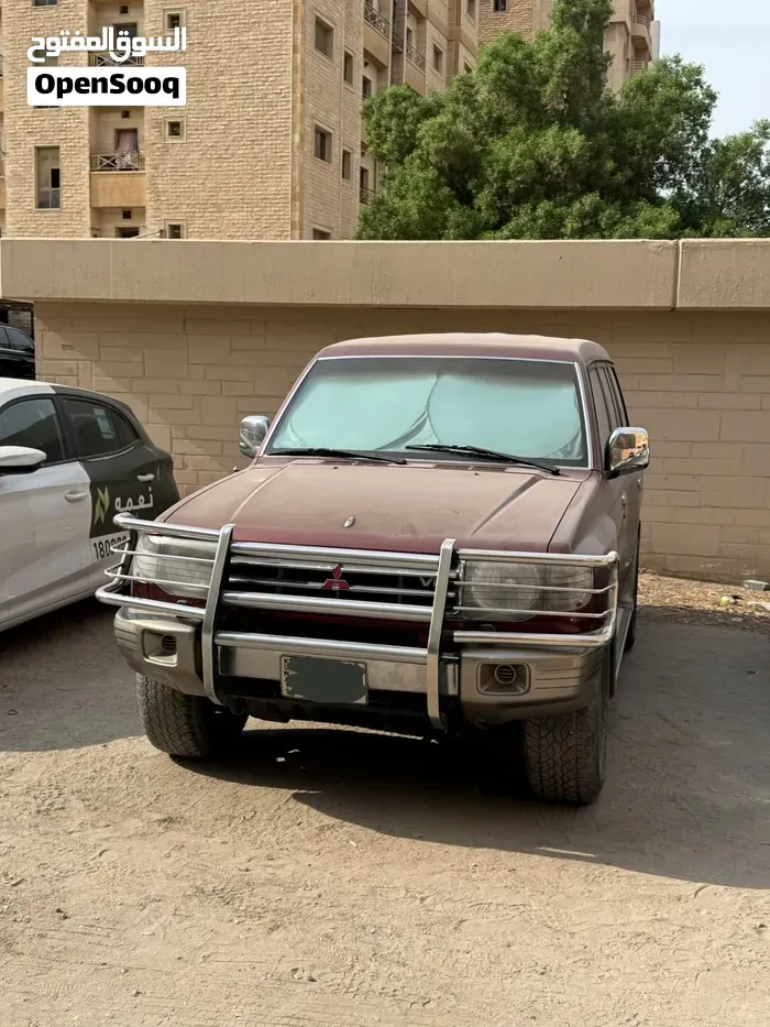 Mitsubishi Pajero 2000 photo 2