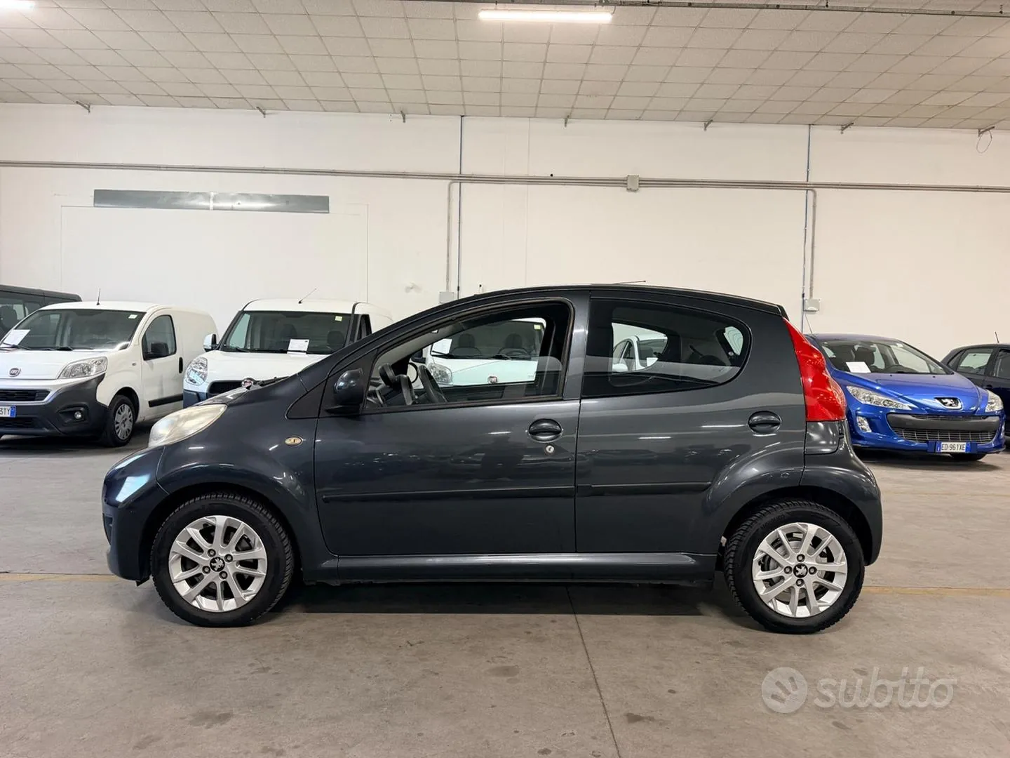 Peugeot 107 2009 photo 4