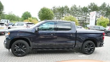 Chevrolet Silverado 2025 photo 3