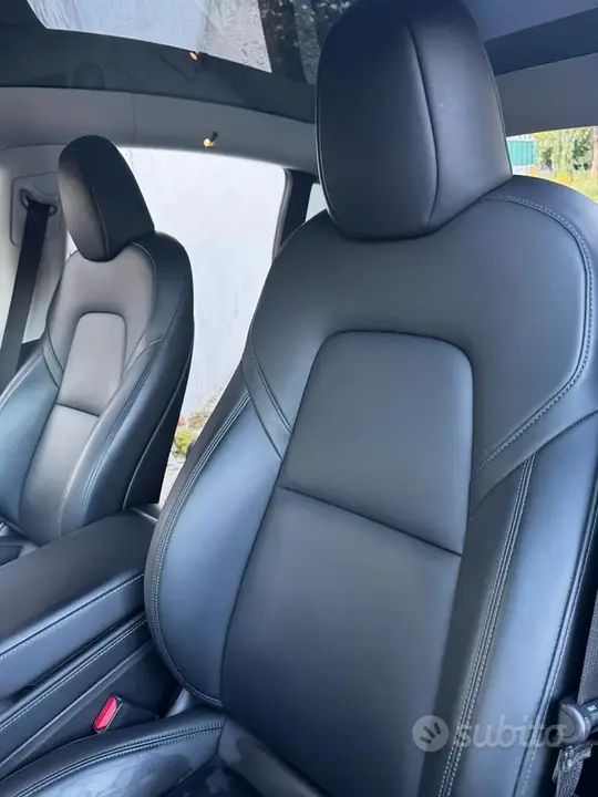 Tesla Model Y 2024 photo 5