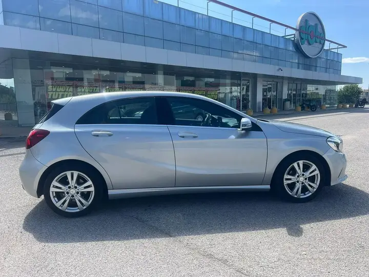 Mercedes-Benz A-Class 2017 photo 3