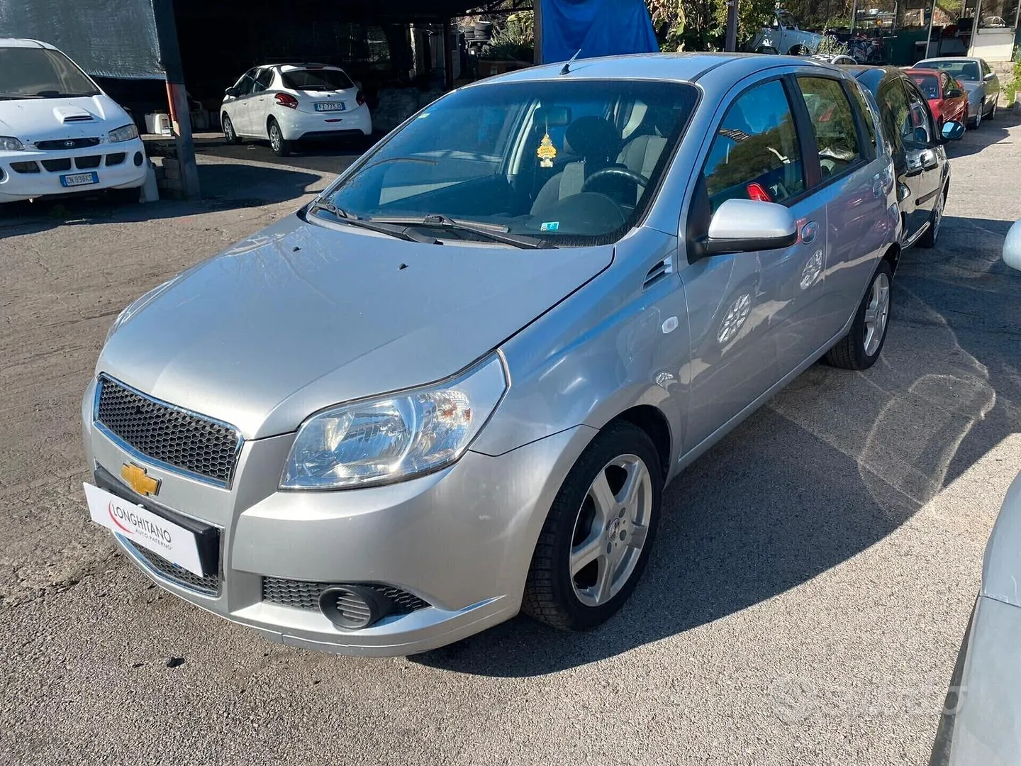 Chevrolet Aveo 2011 photo 3
