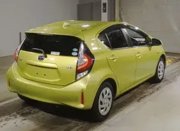 Toyota Aqua 2018 photo 4