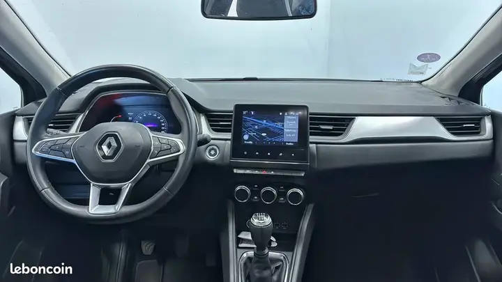 Renault Captur 2023 photo 3