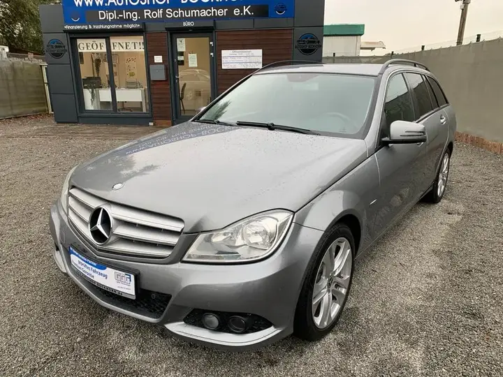 Mercedes-Benz C180