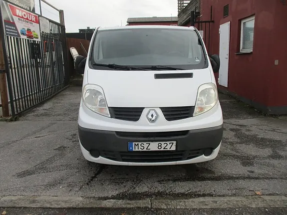Renault Trafic 2012 photo 3