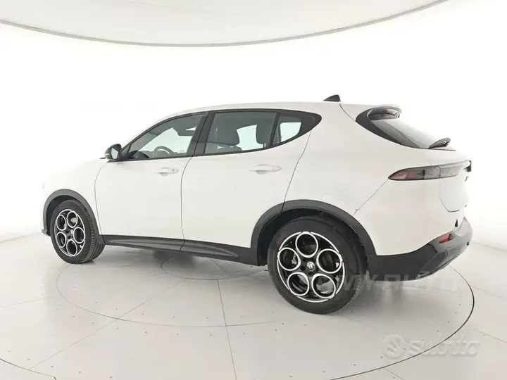 Alfa Romeo Tonale 2024 photo 4