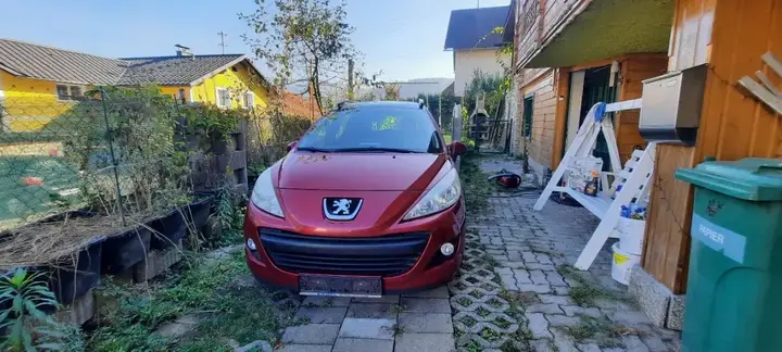 Peugeot 207 2010 photo 3