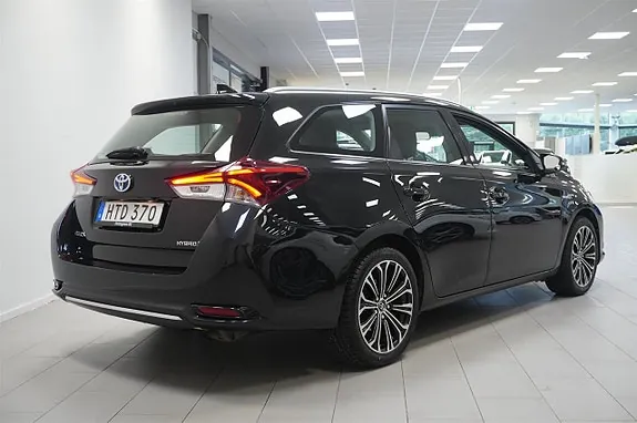 Toyota Auris 2017 photo 4