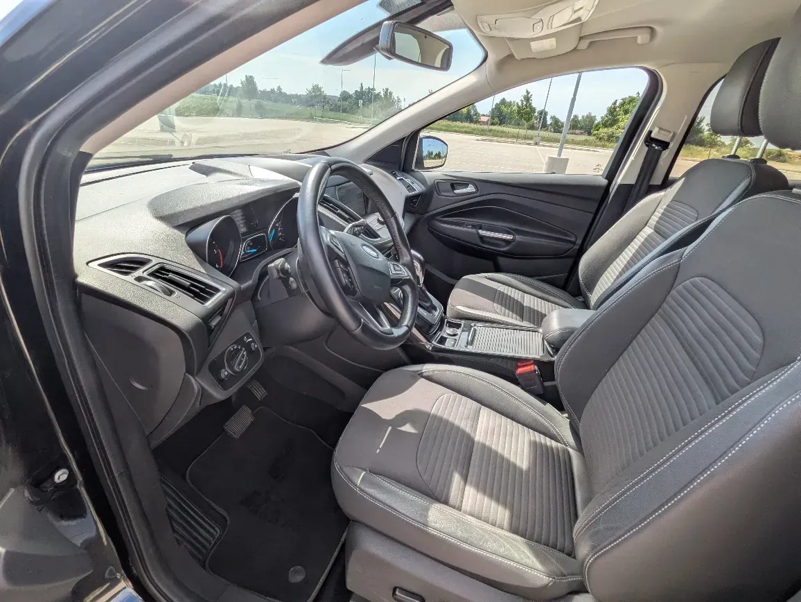 Ford Kuga 2019 photo 2