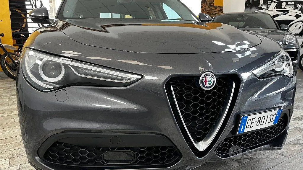 Alfa Romeo Stelvio 2021 photo 2