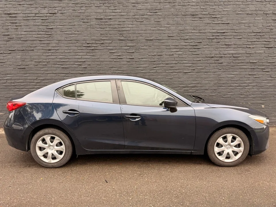Mazda 3 2018 photo 3