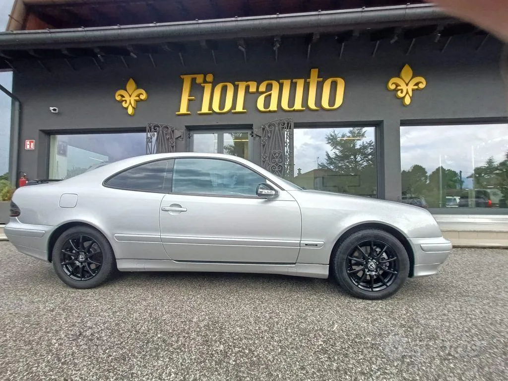 Mercedes-Benz Clk 2000 photo 3