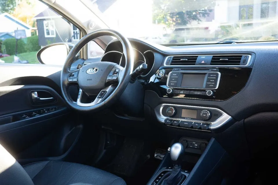 Kia Rio 2017 photo 5
