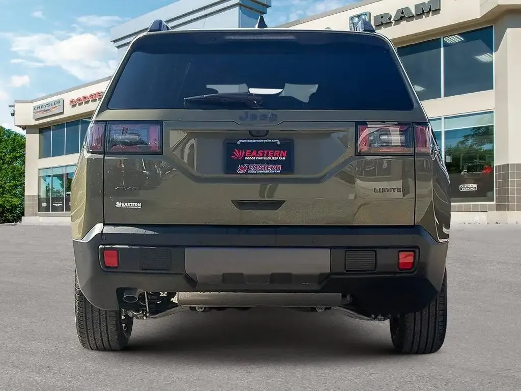 Jeep Cherokee 2026 photo 4