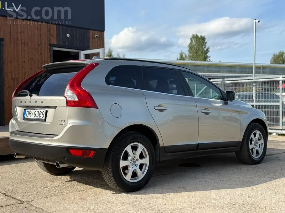 Volvo Xc60 2011 photo 2
