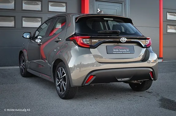 Toyota Yaris 2023 photo 5