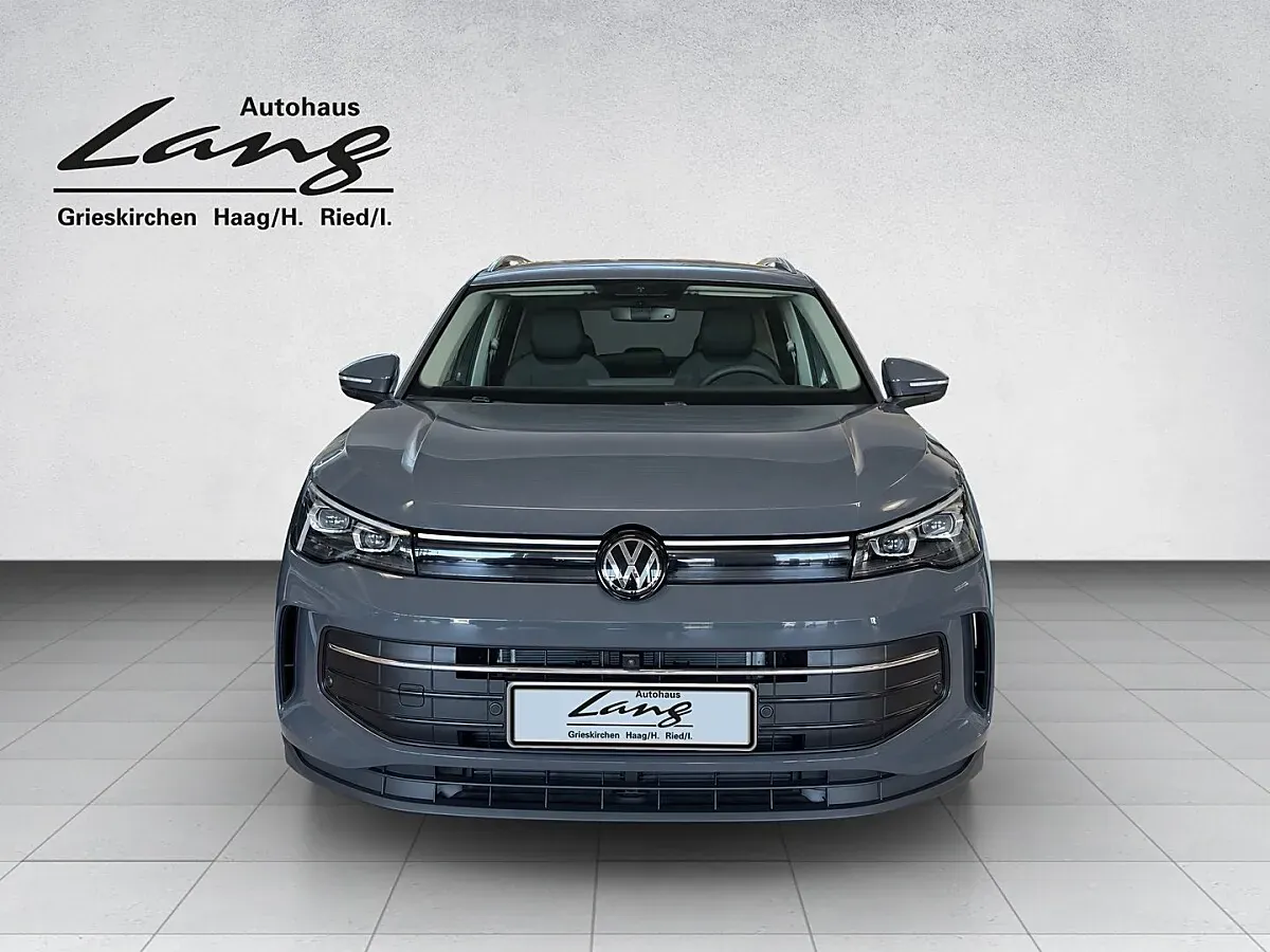 Volkswagen Tiguan 2026 photo 2