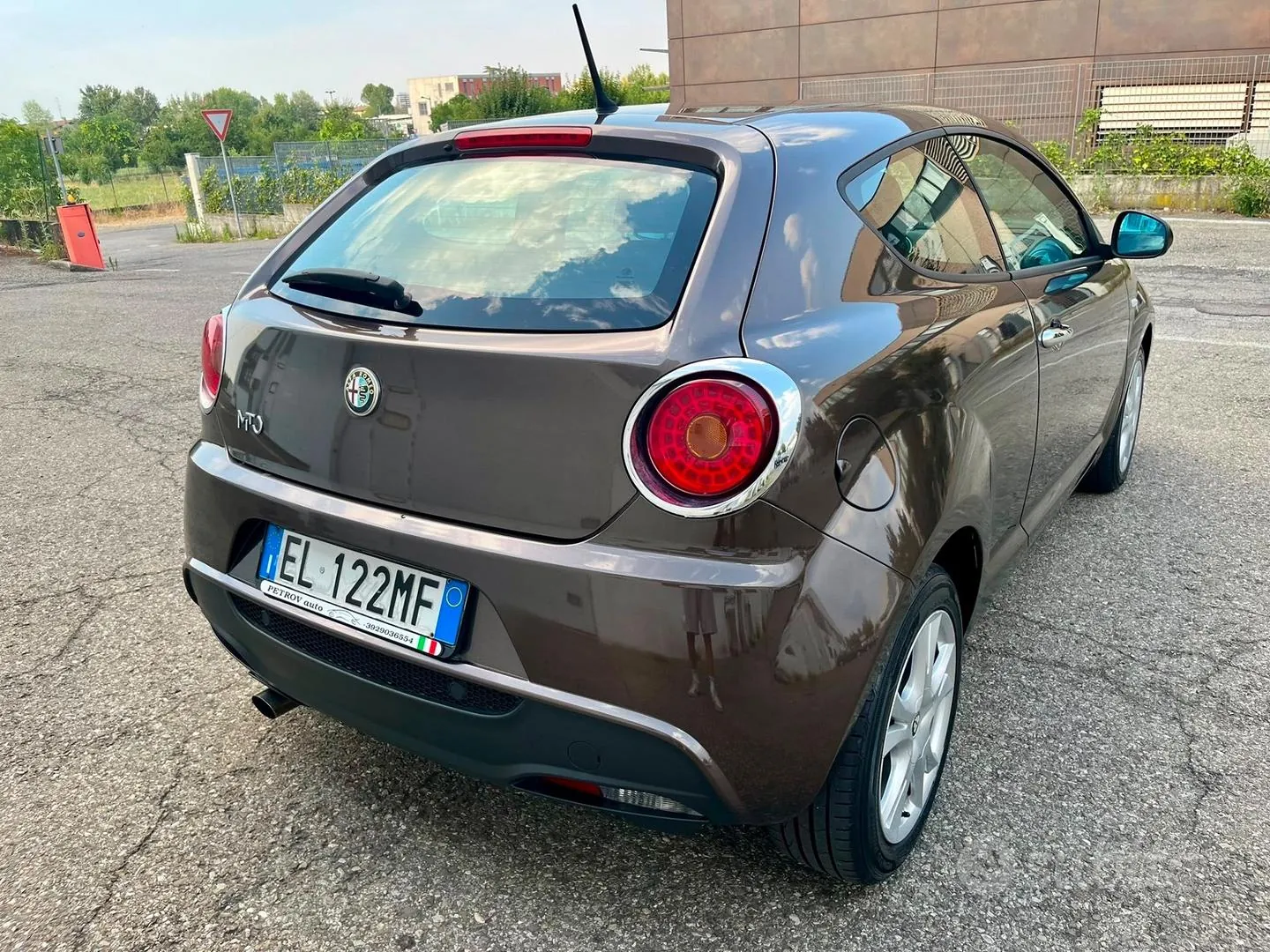 Alfa Romeo Mito 2012 photo 4