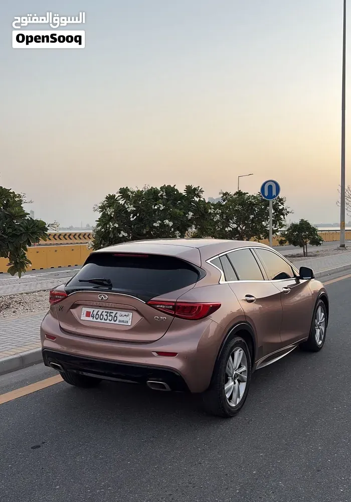 Infiniti Q30 2017 photo 3